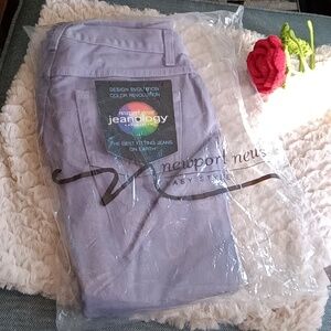 NWT Newport News Low Rise Flair Jean